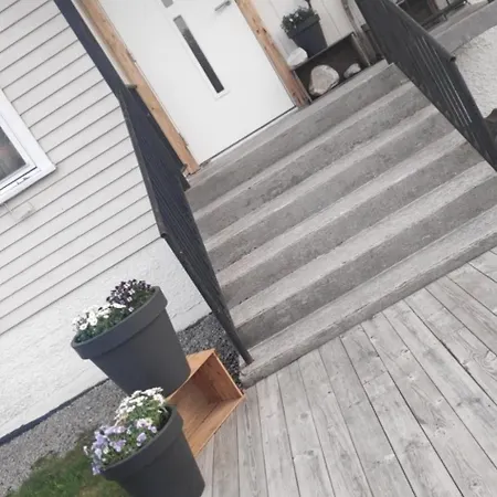 House With Large Hot Tub In Bo, For 2 Families! * Nordbo